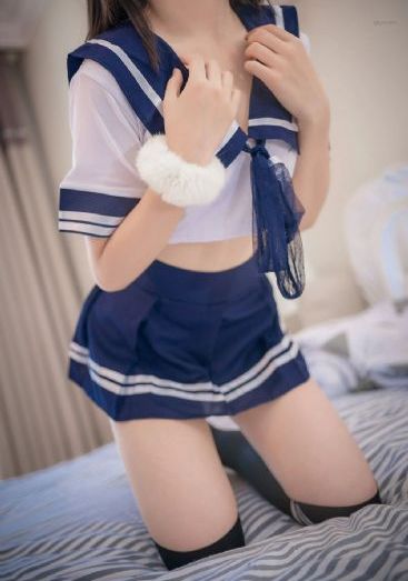 国产偷人妻精品一区_720高清完整版
