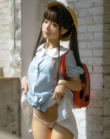 欧美模特大红唇高清_电视剧高清在线观看