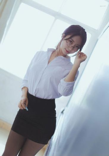 头像欧美霸气高冷女_免费手机在线看观看