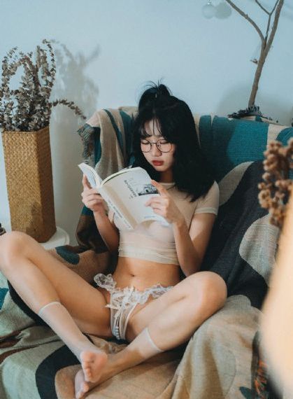 欧美大胆美女图库_4K电影全集观看