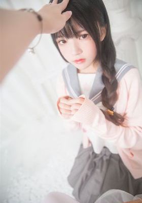 欧美森林系女孩头像_4K高清在线观看